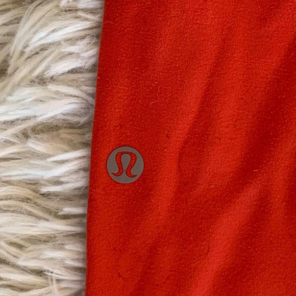 ululemon Wunder Under Crop III Reversible Pink - 4 - Picture 5 of 8